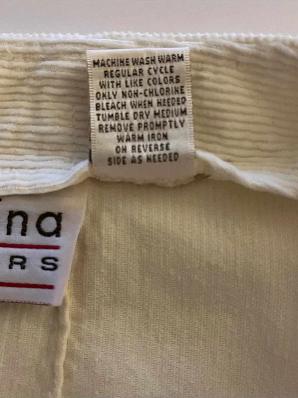 Carolina Colours classic cream